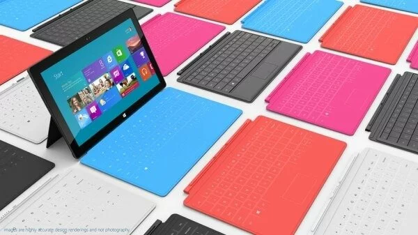 Microsoft Surface com acessório em cinco cores